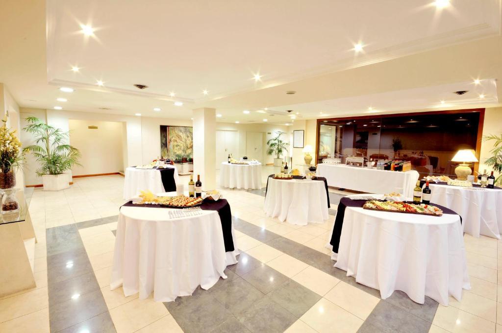 Hotel Argos Bahía Blanca Buitenkant foto